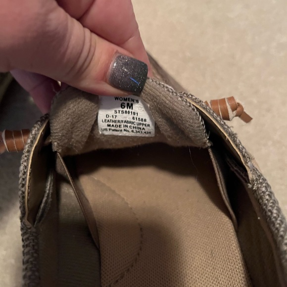 Sperry - Picture 3 of 4